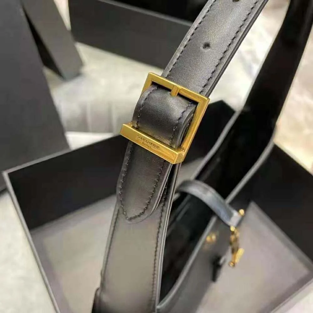 Saint Laurent Women Le 5 A 7 Hobo Bag in Smooth Leather-Black product view 8