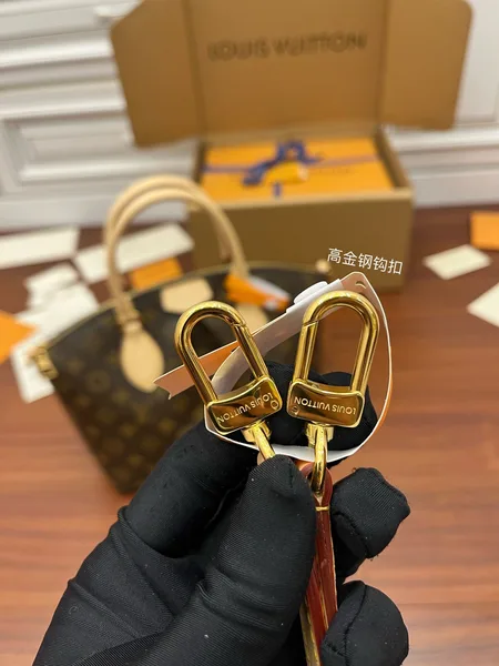 Louis Vuitton Boétie PM bag in Monogram product view 5