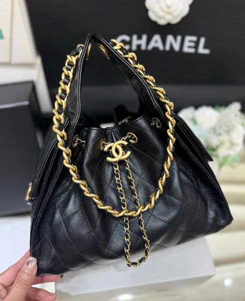 Chanel 25 Handbag In Black 30 Grained Calfskin Gold Hardware product view 2
