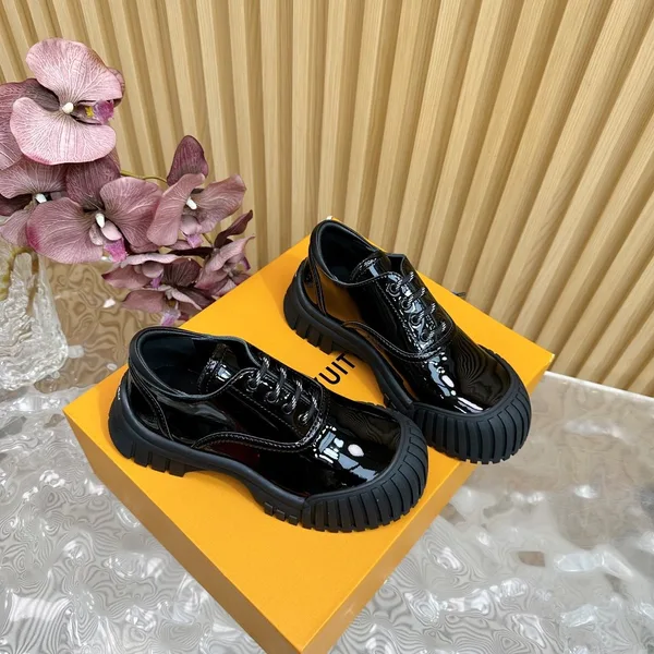 Louis Vuitton Women Black Patent Leather Sneakers product view 4