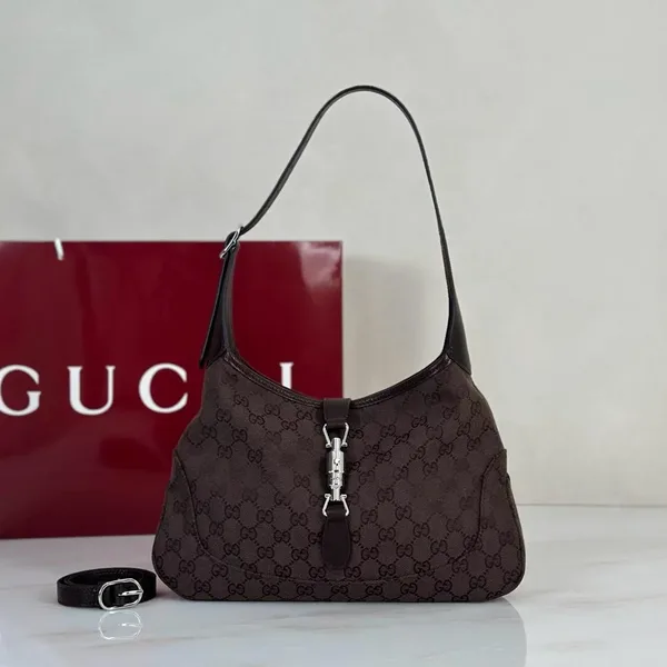 Gucci Jackie 1961 medium shoulder bag product view 1