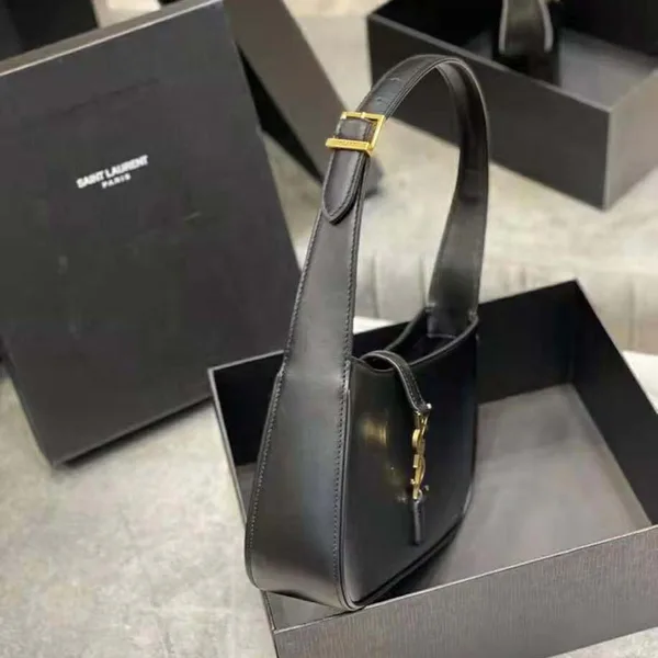 Saint Laurent Women Le 5 A 7 Hobo Bag in Smooth Leather-Black product view 6