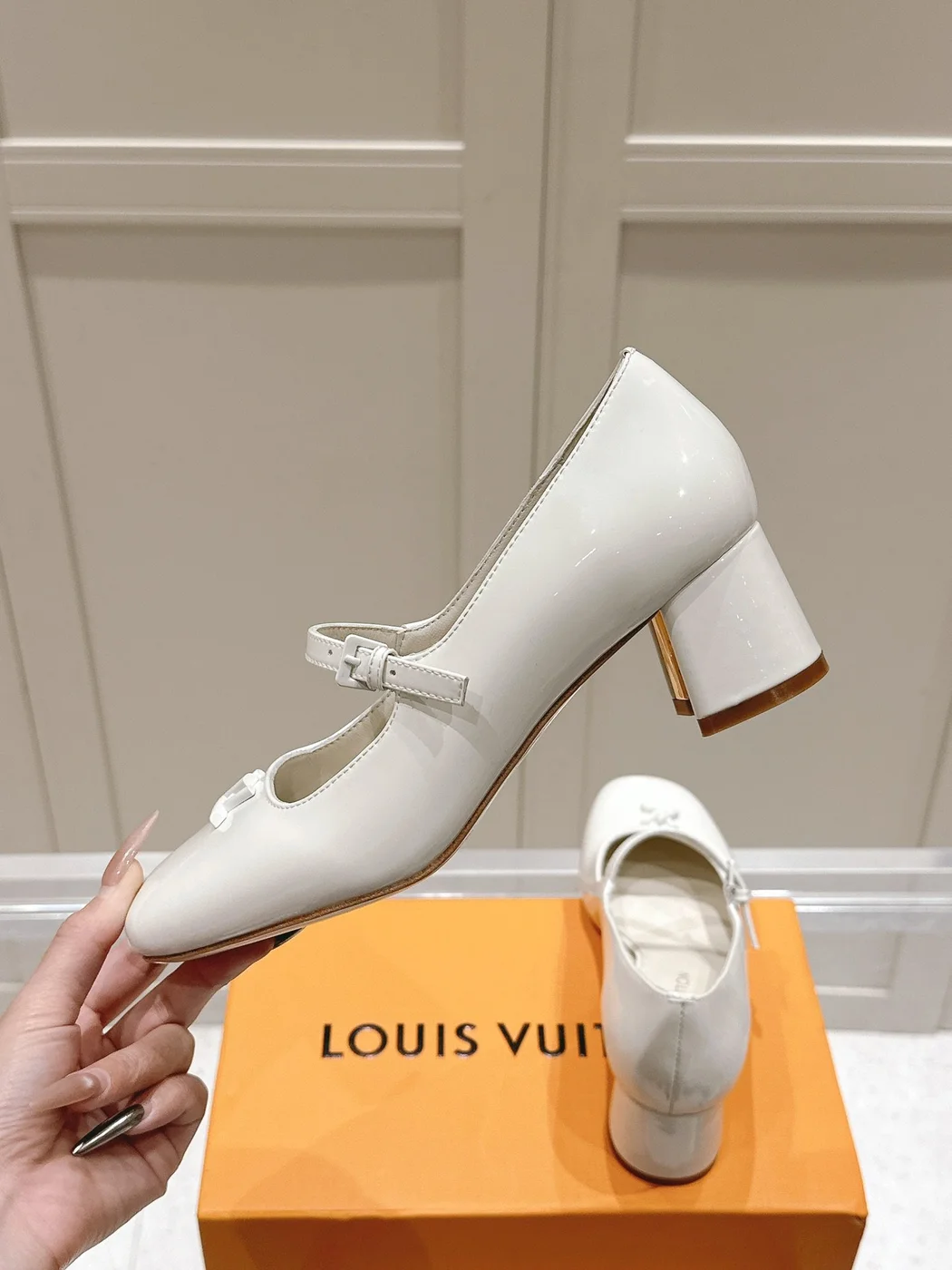 Louis Vuitton Women White Patent Leather Heels product view 5