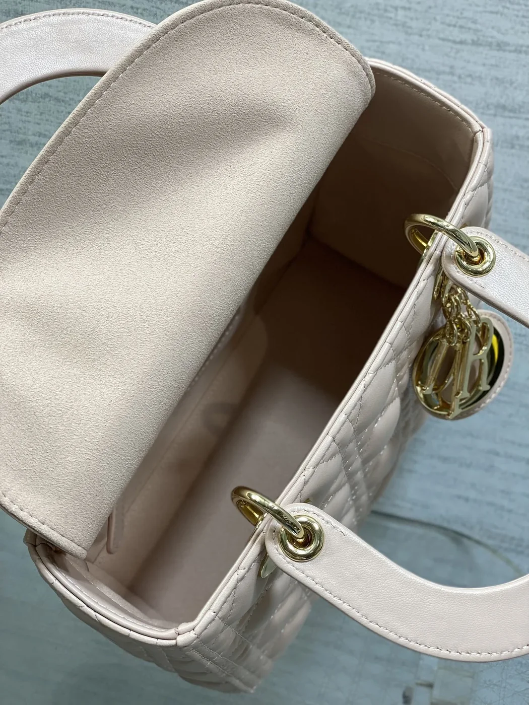 Dior Medium Lady bag in Pink Gold Hardware product view 5