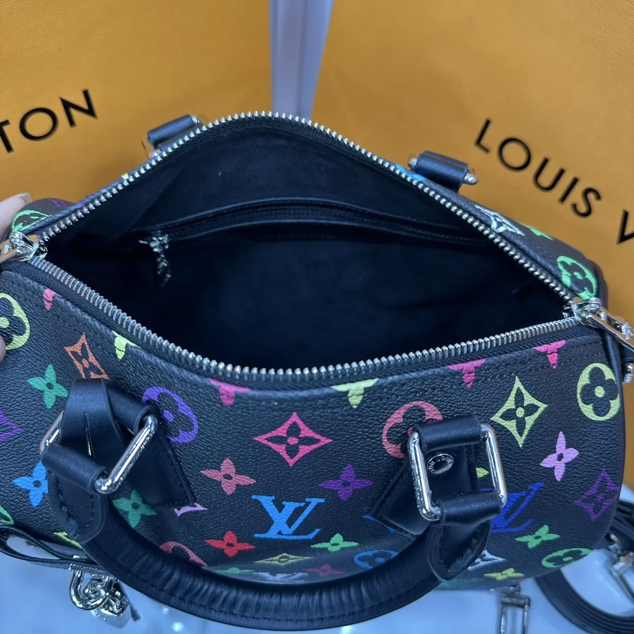 Louis Vuitton x Murakami Speedy 30 Multicolor Monogram Bag product view 4