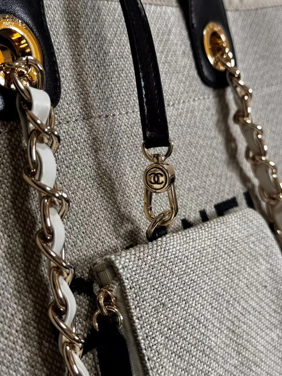 Chanel Deauville Tote in beige and black product view 4