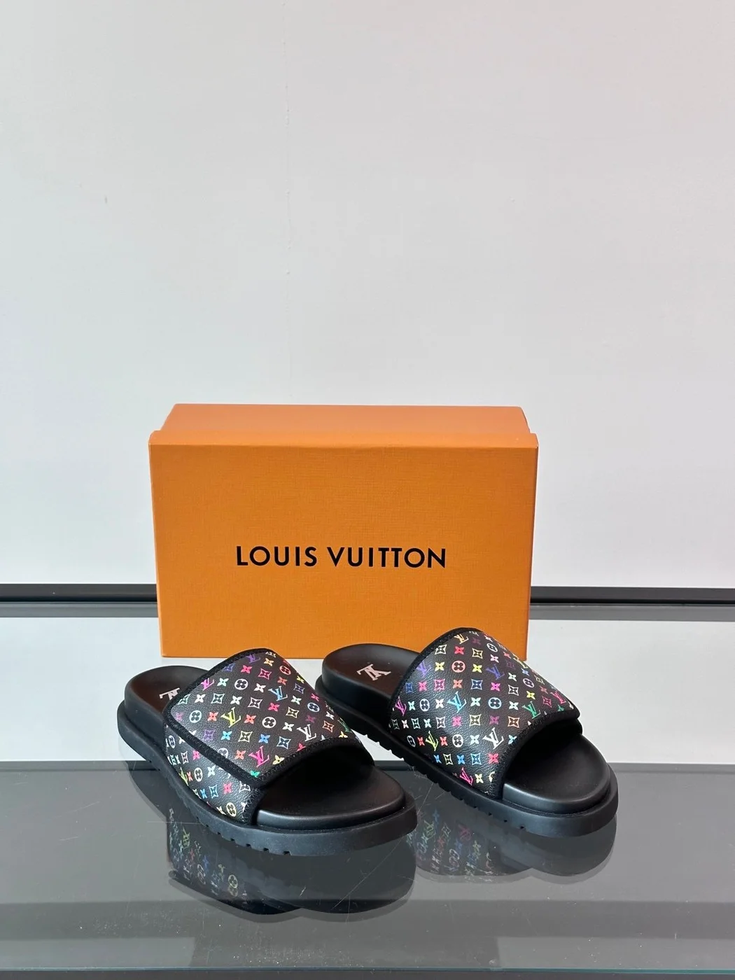 Louis Vuitton Men Black Canvas Multicolor Print Slides product view 5