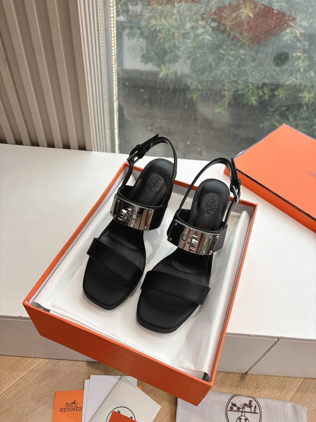 Hermès Women Black Leather Sandals product view 5