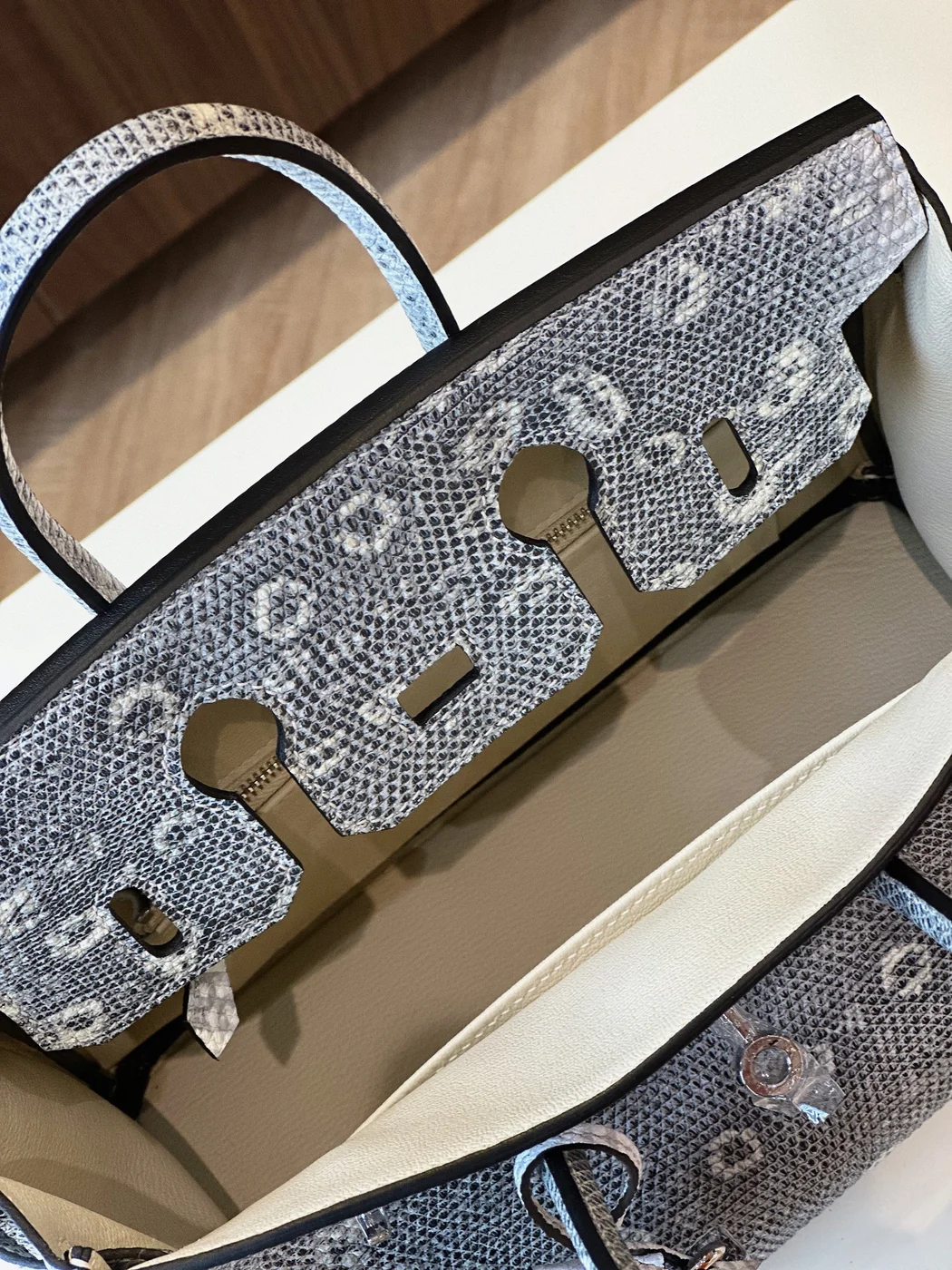 Hermès Brikin 25 Omber Lizard leather Gold Hardware Bag product view 4