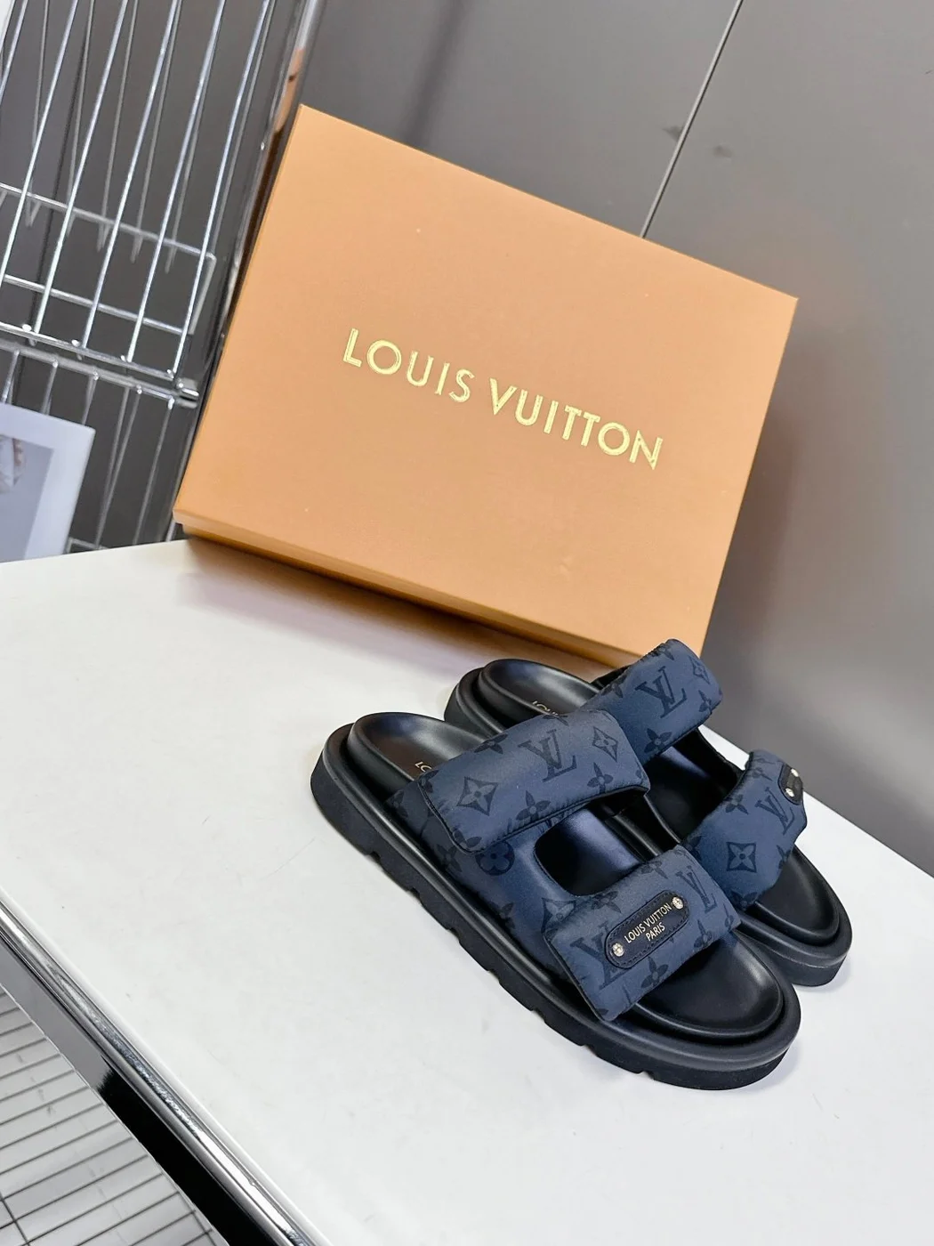 Louis Vuitton Women Blue Fabric Leather Sandals product view 3