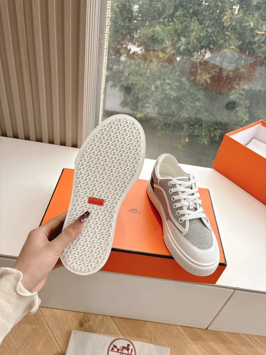 Hermès Women White Gray Mesh Canvas Sneakers product view 2