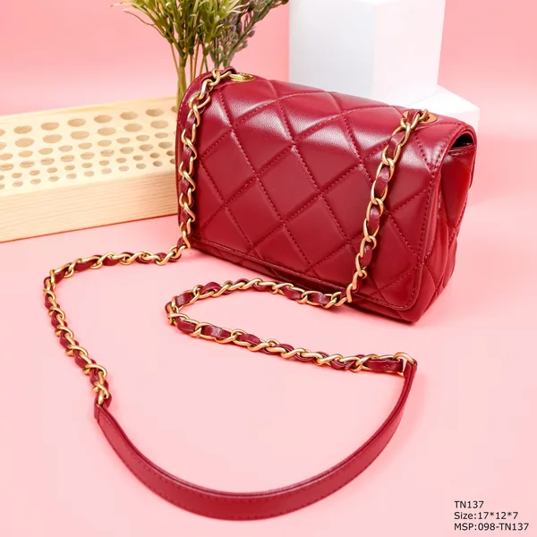 Chanel Woman’s Red High Best Handbag Lock With Stone 17x12x7cm product view 2