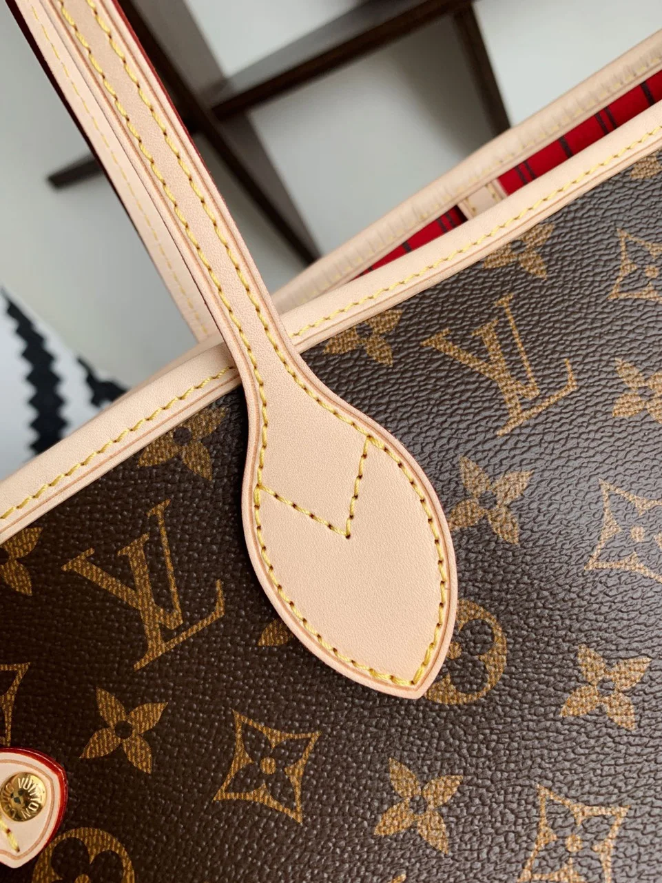 Louis Vuitton Neverfull Handbags Brown Pattern 32x29x17cm product view 5