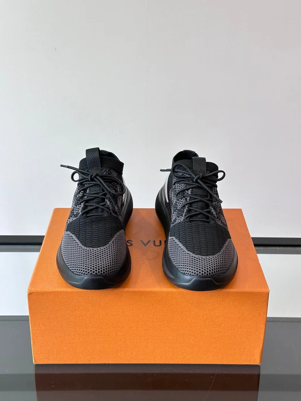 Louis Vuitton Men Black Knit Fabric Sneakers product view 2
