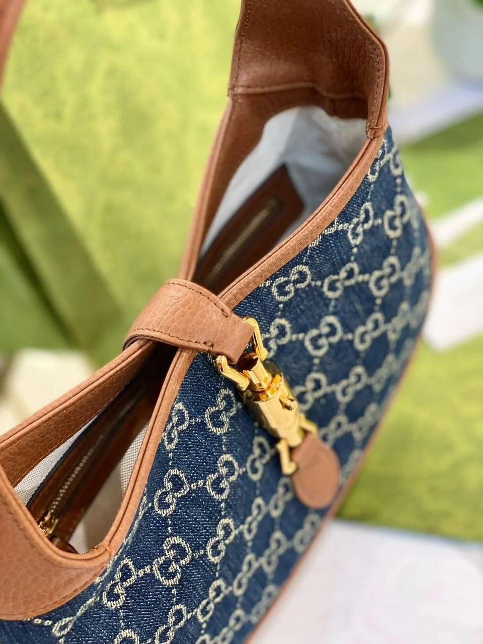 Gucci Jackie 1961 Small Hobo Bag Class 28 cm product view 3