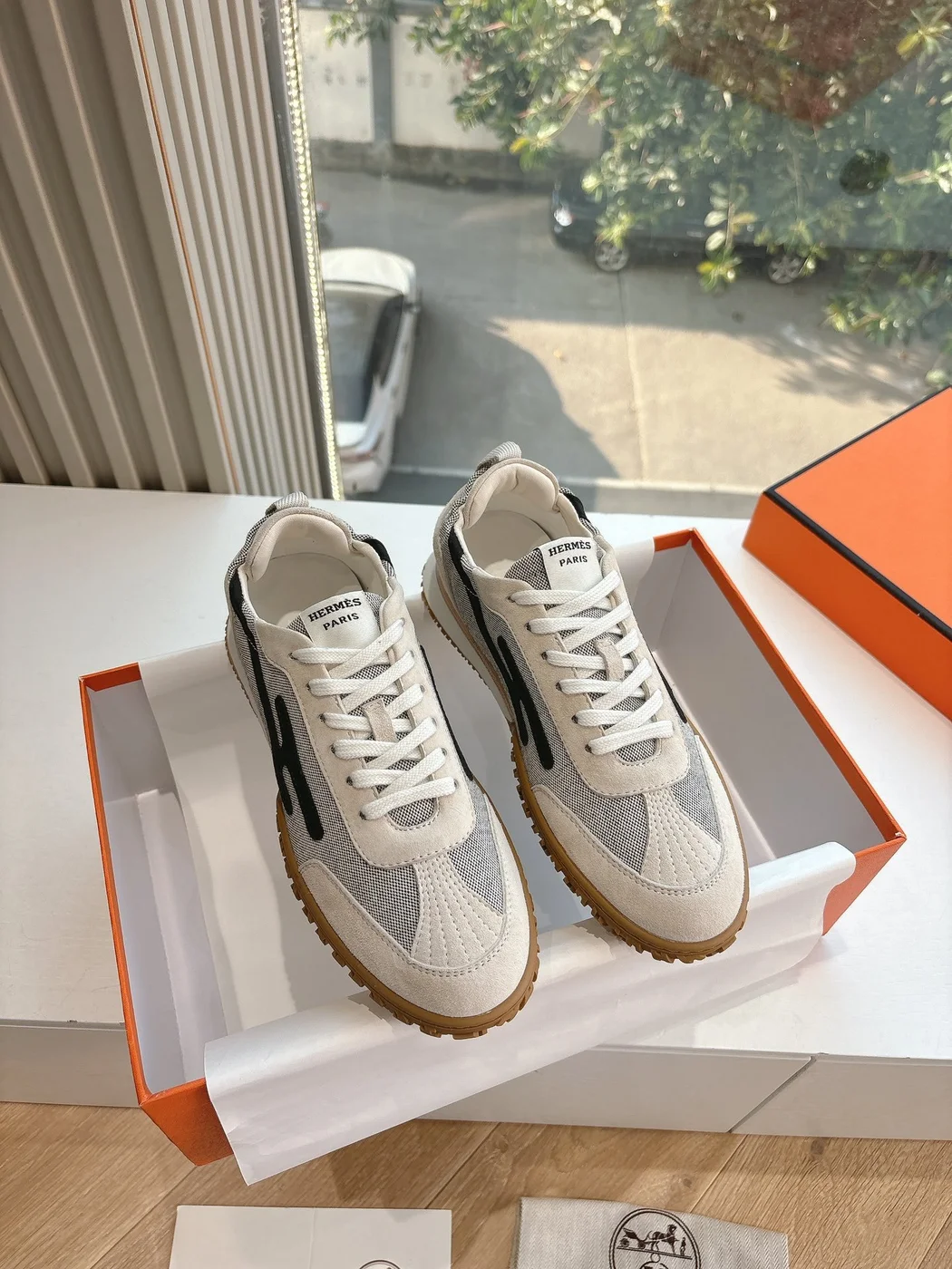 Hermès Women White Suede And Mesh Sneakers product view 3