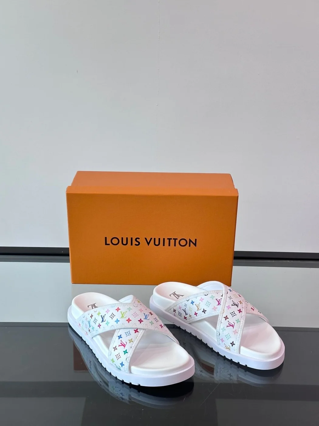 Louis Vuitton Men White Multicolor Leather Slides product view 5