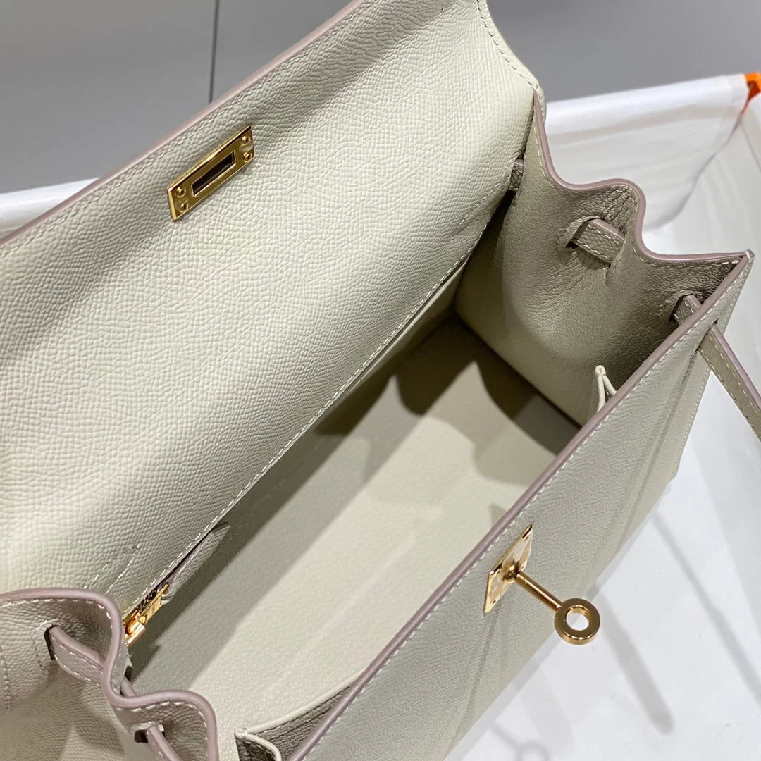 Hermès 25 cm In Nata Epsom Calfskin Gold Hardware Bag product view 7