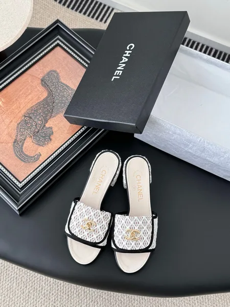Chanel Women White Fabric Black Trim Slides product view 1