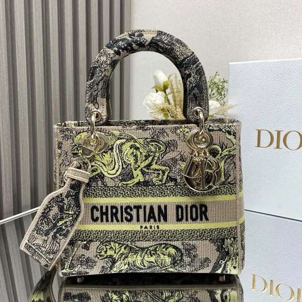 Dior Medium Dioriviera Lady D-Lite Bag product view 1
