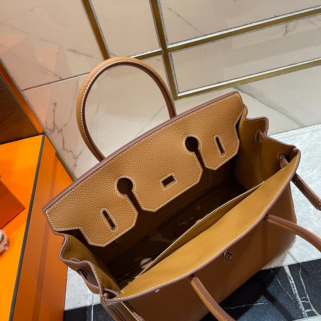 Hermès Birkin 30 cm Gold Togo Leather Gold Hardware Bag product view 9