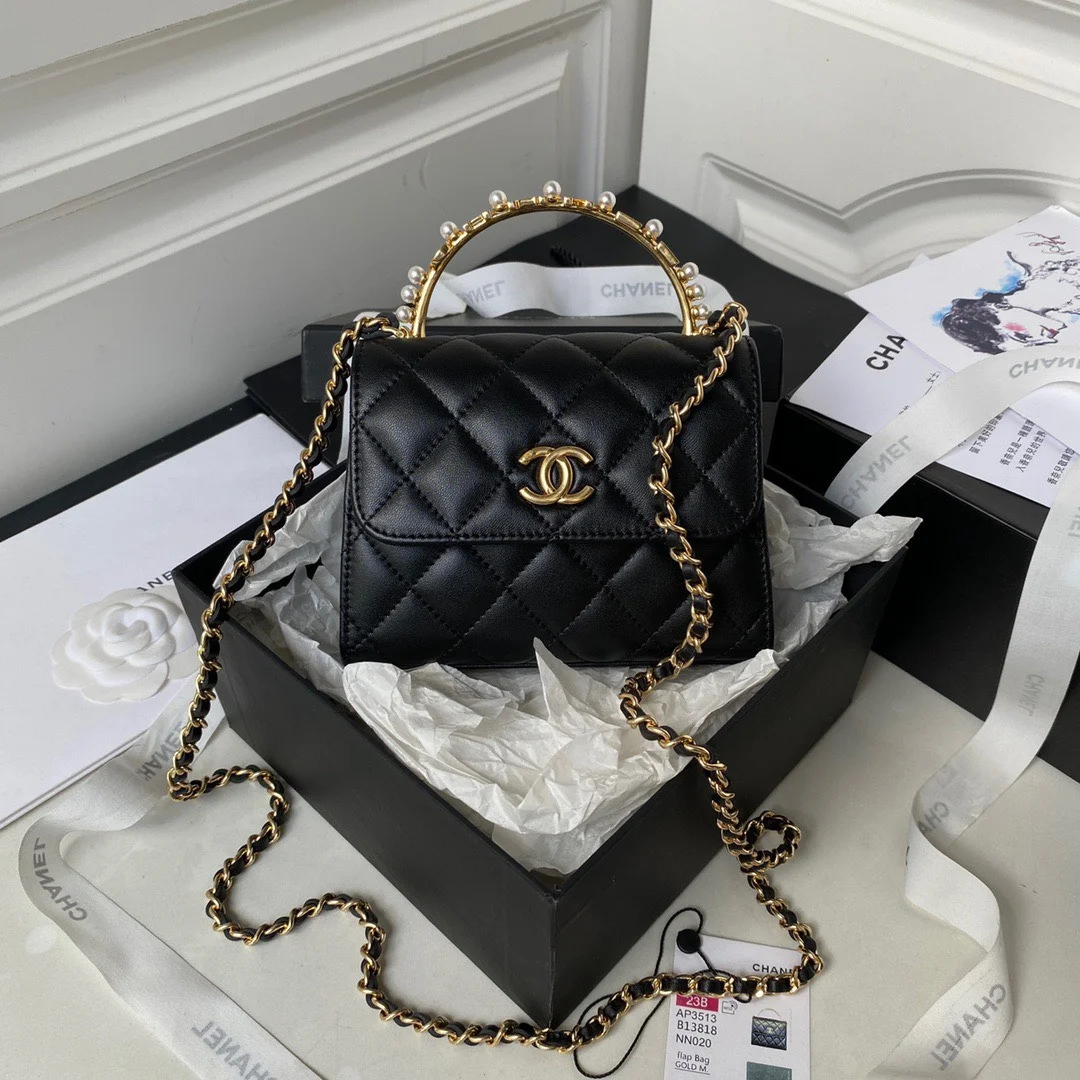 Chanel Woc Pearl Handle Plated Handbags Black Leather With Lock Gold .5×14.5×5.5 cm product view 1