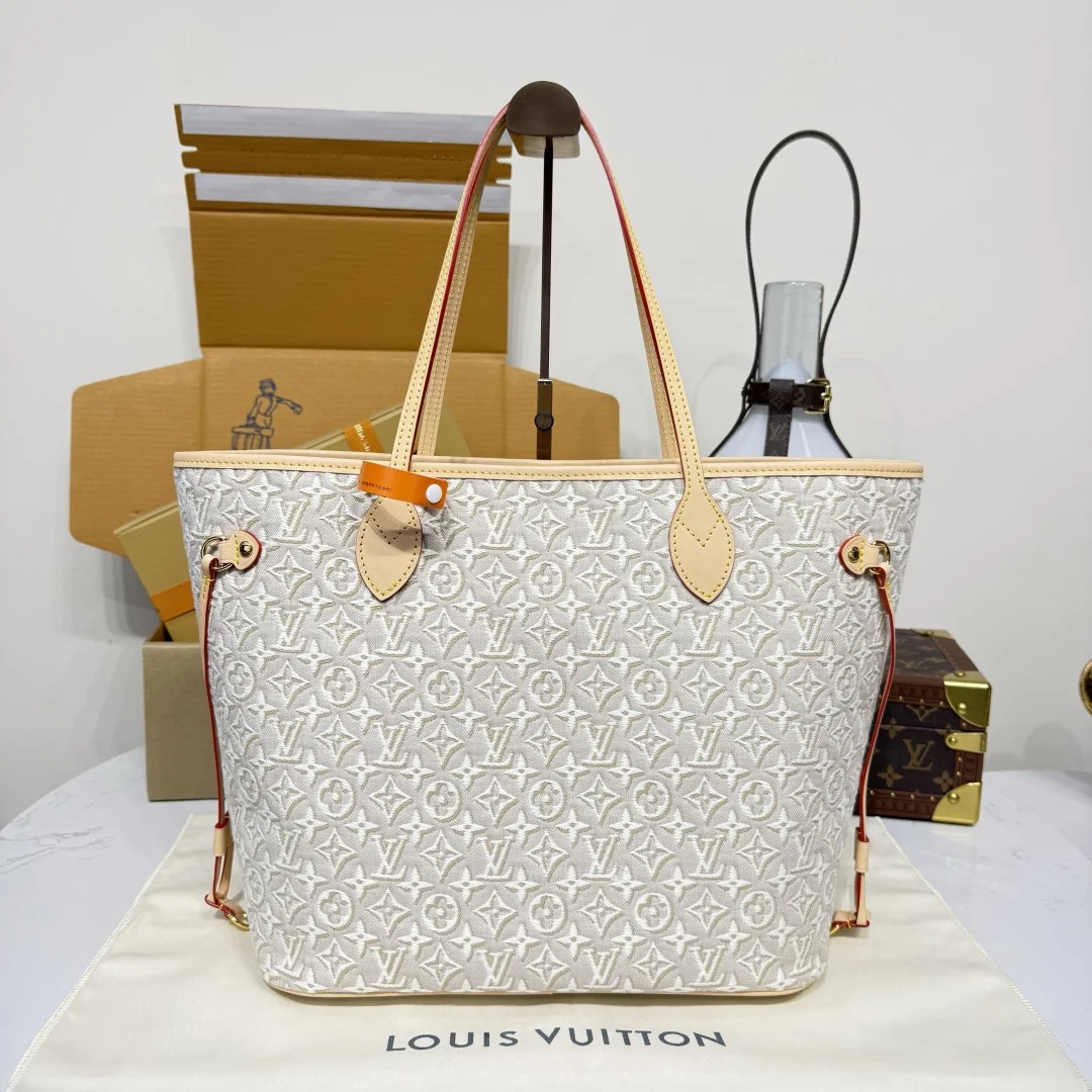 Louis Vuitton Neverfull MM Pre-Fall 2026 collection Bag product view 1