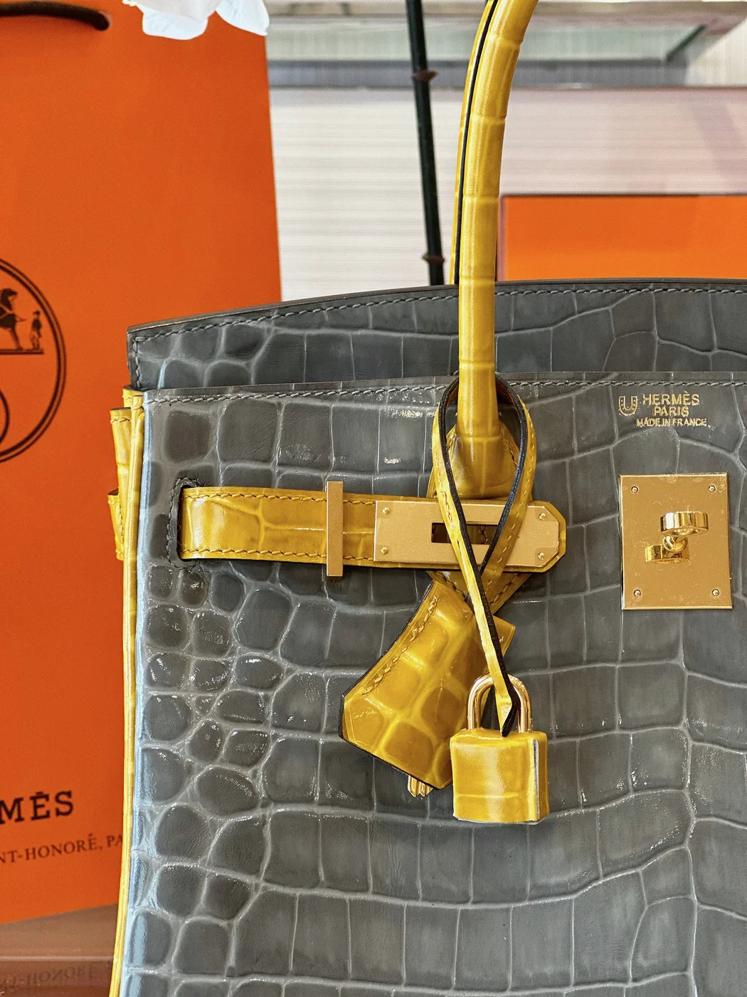 Hermès Birkin 30 Gray/Gold Crocodile Leather Gold Hardware – Custom Made Bag product view 7