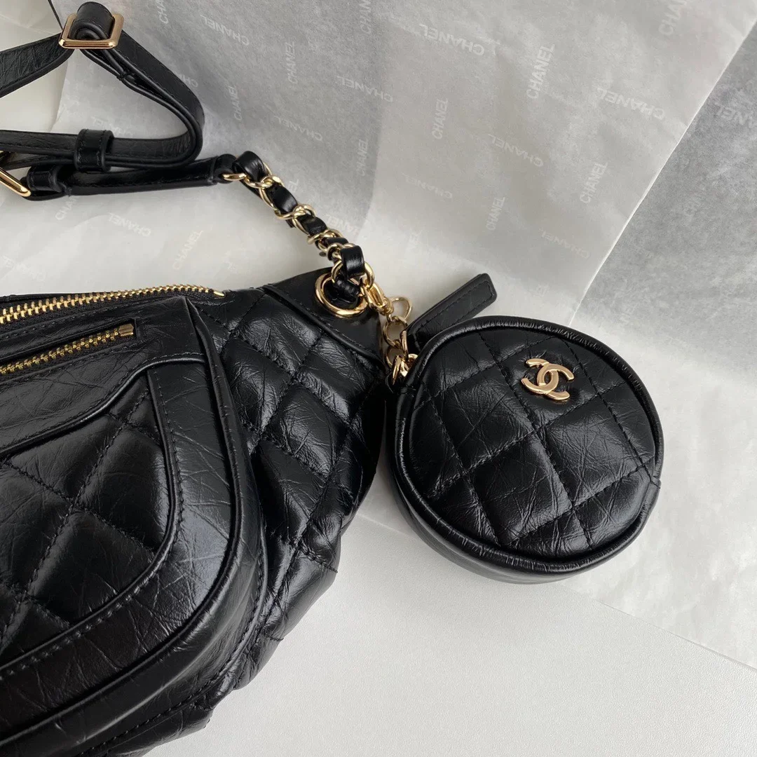 Chanel Bumbag Black Wrinkled Leather Lock Gold Handbags 34x15x6cm product view 5