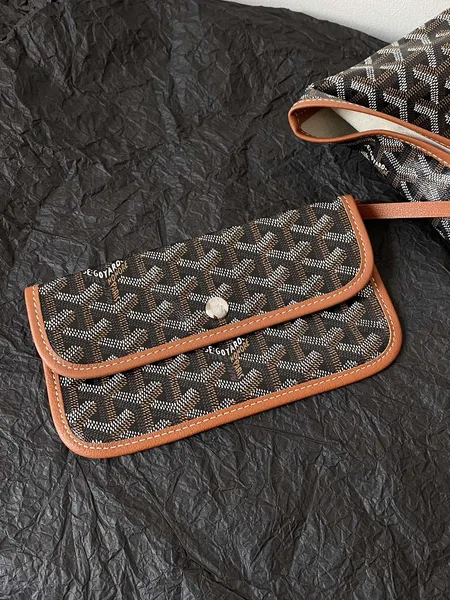 Goyard Goyardine Artois MM Tote Bag product view 4