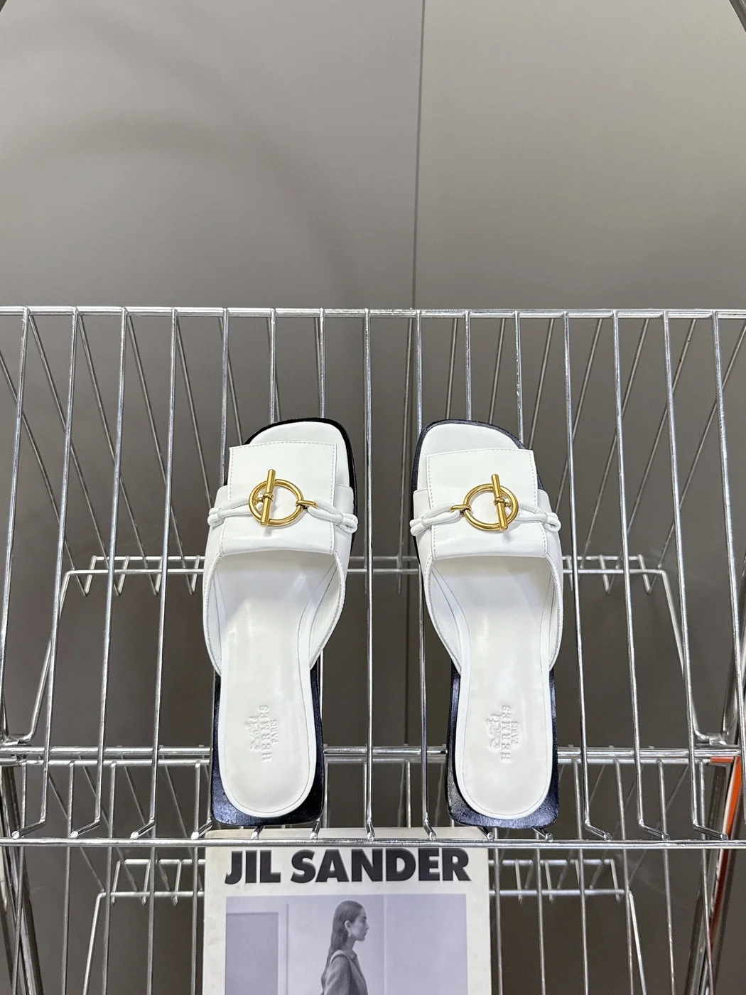 Hermès Women White Leather Mules product view 2
