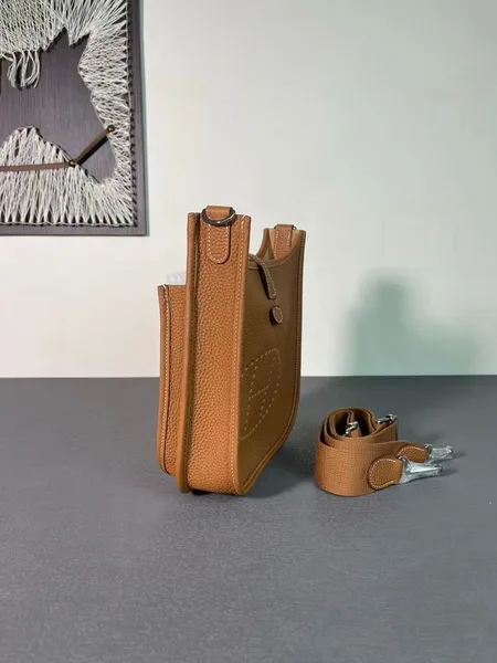 Hermès Evelyne III 29 Bag product view 9