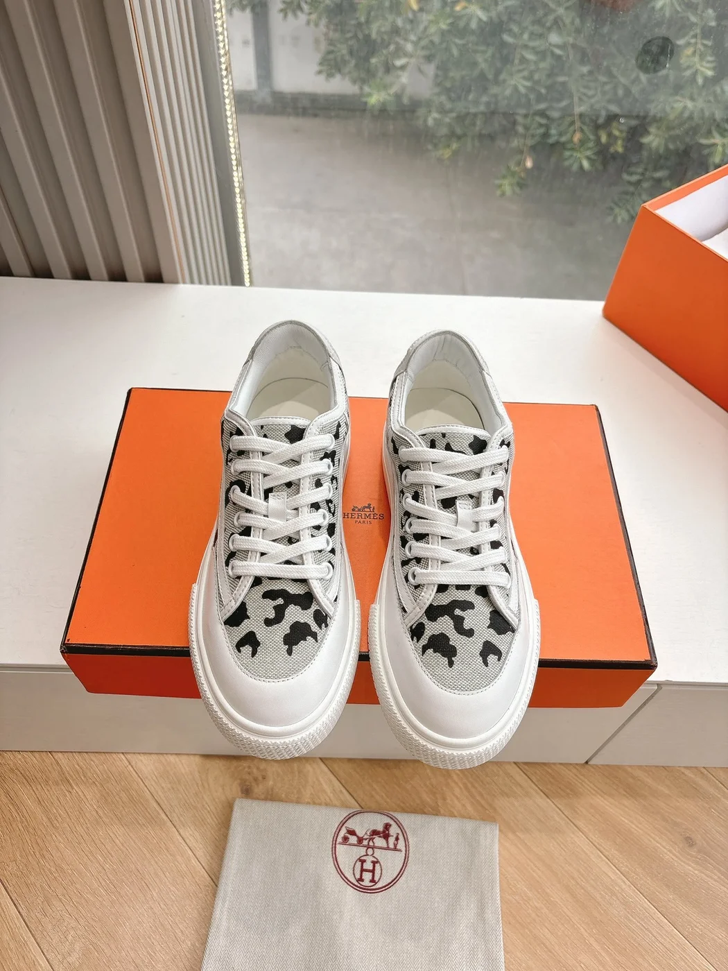 Hermès Women White Canvas Leopard Print Sneakers product view 5