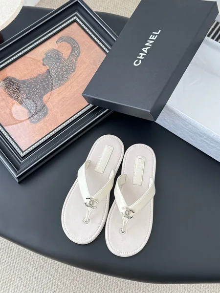 Chanel Women White Leather Thong Sandals product view 1