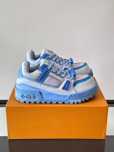 Louis Vuitton Men Light Blue Leather And Fabric Sneakers product view 1