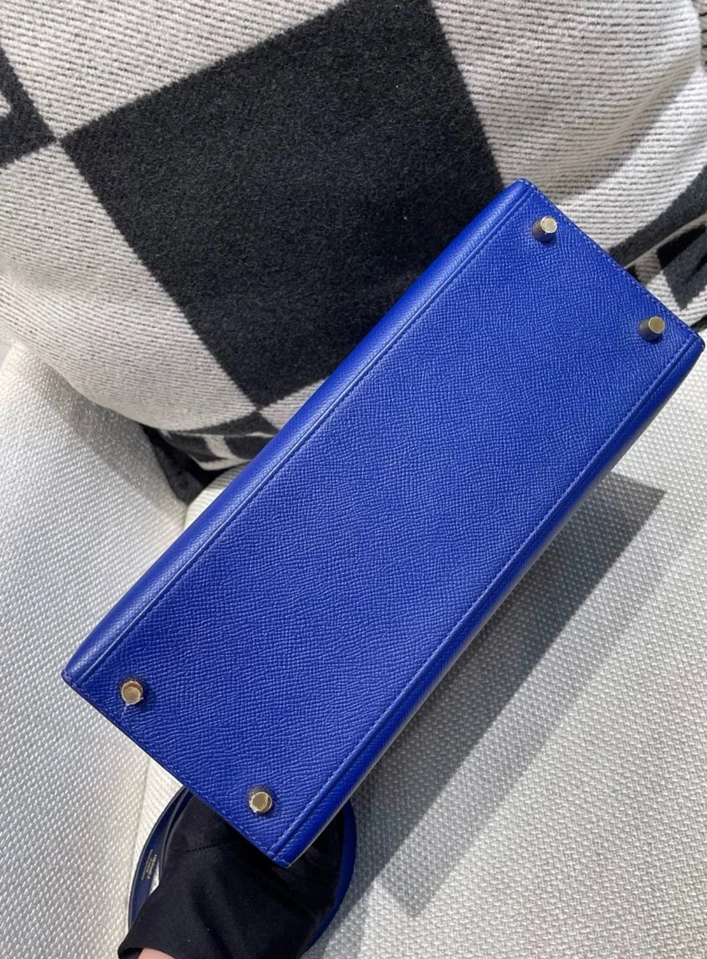 Hermès Kelly 28 Electric Blue Epsom Leather Gold Hardware Bag product view 4
