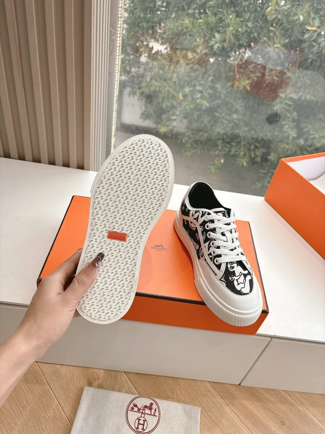 Hermès Women Black White Canvas Sneakers product view 2