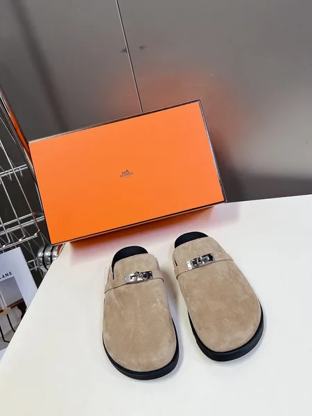 Hermès Women Beige Suede Mules product view 1