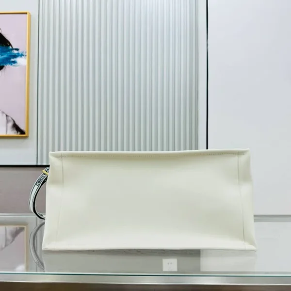 Dior Medium Dior Book Tote product view 4