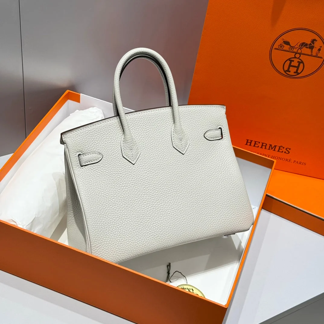 Hermès Birkin 25 cm Beige Togo Leather Gold Hardware Bag product view 3
