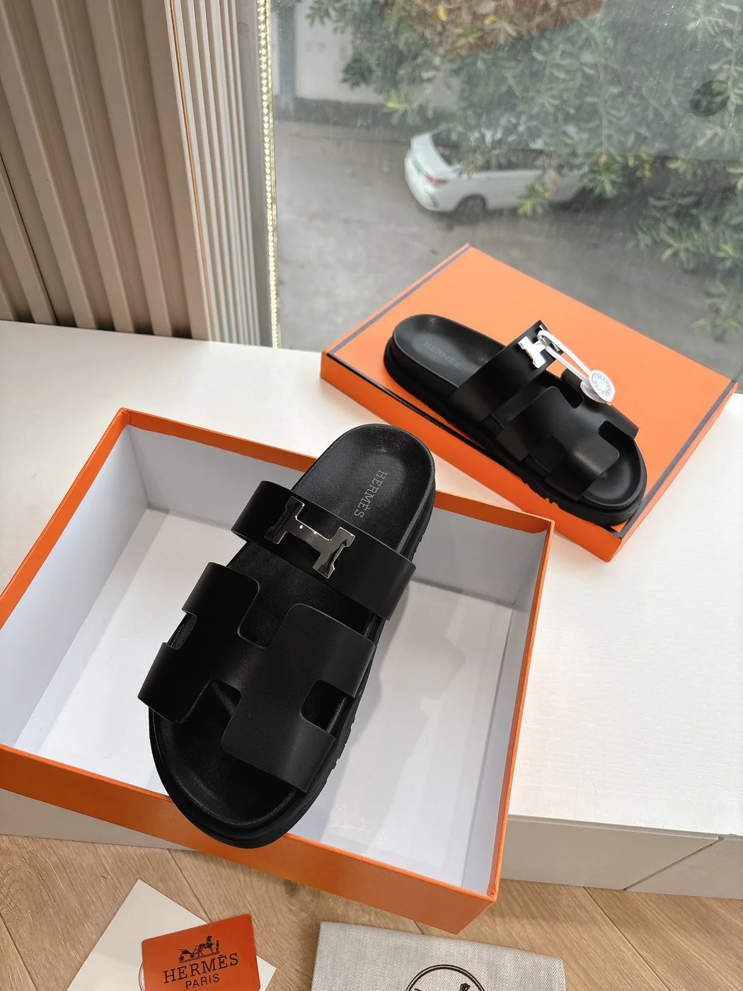 Hermès Women Black Leather Sandals product view 4