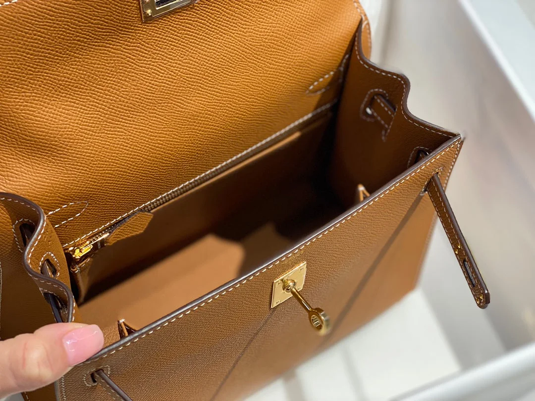 Hermès 25 cm In Gold Epsom Gold Hardware Bag product view 7
