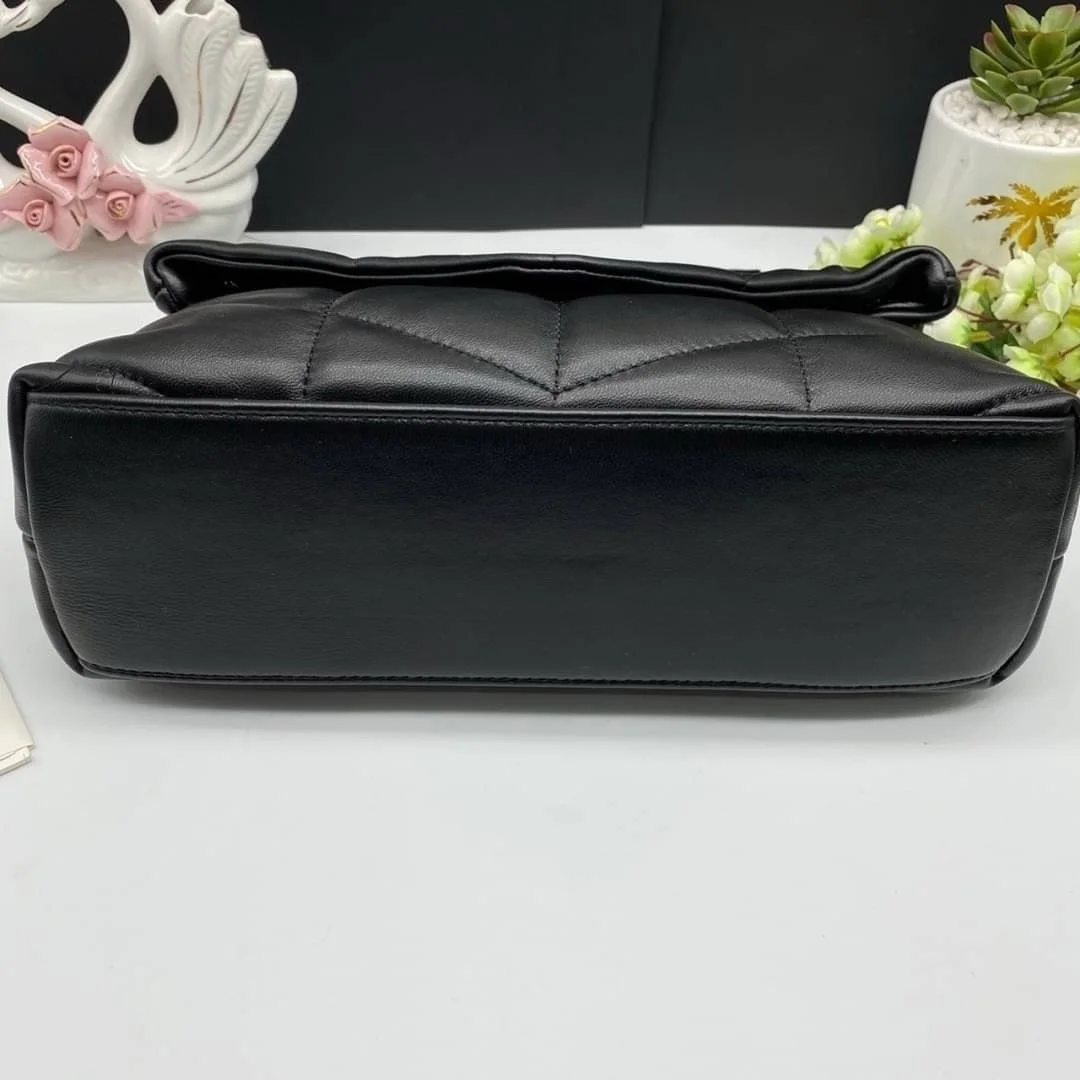 Saint Laurent Small Loulou Puffer shoulder bag in black with Chain Strap product view 3