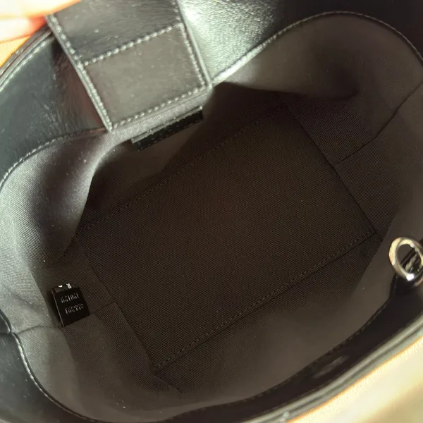 Gucci 26S GG Marmont Tote Bag 17 In Black Calfskin product view 7