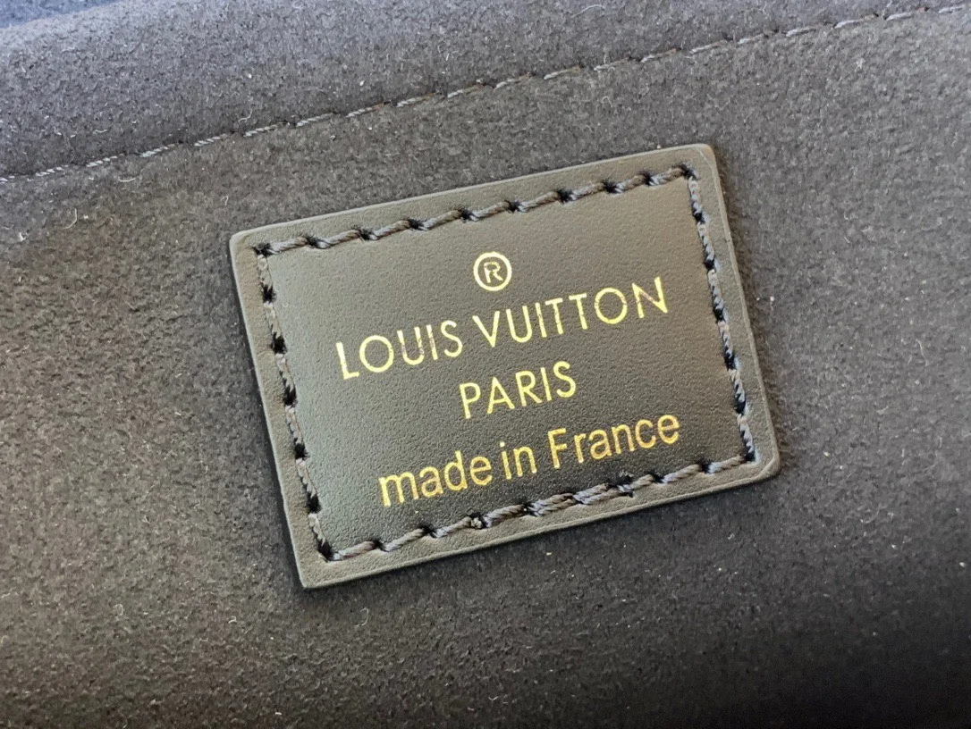 Louis Vuitton On The Go Mini Black Handbags 25x13x10cm product view 4