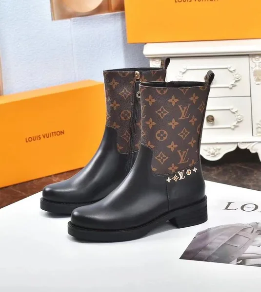 Louis Vuitton Beaubourg Ankle Boots product view 1