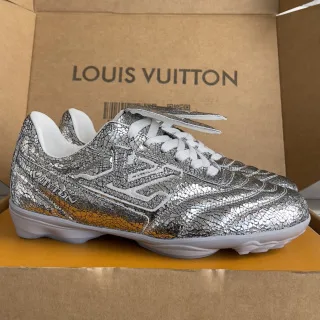 Louis Vuitton Footprint Soccer sneakers product view 1