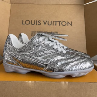 Louis Vuitton Footprint Soccer sneakers product view 1