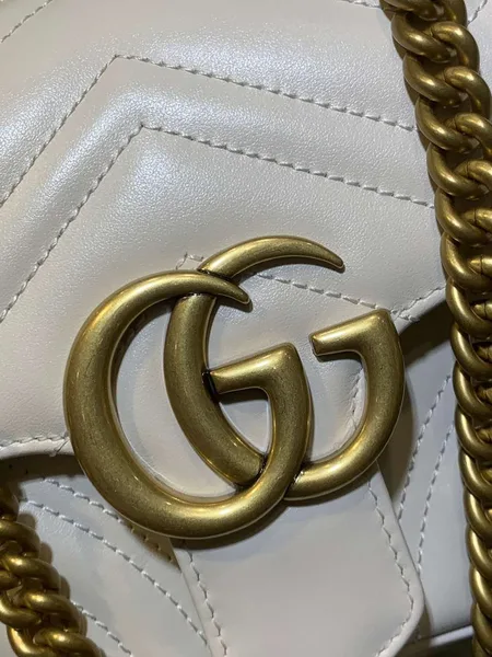 Gucci Marmont Women’s Handbag White 20 cm product view 6