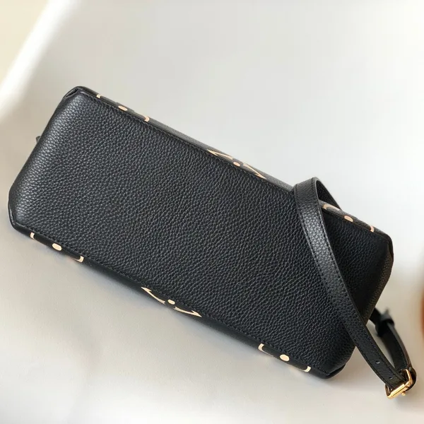 Louis Vuitton Petit Palais PM Medium Shoulder Bag 29 In Black Mix Beige product view 4